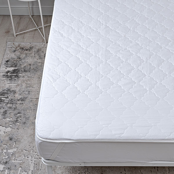 Наматрасник стеганый из микрофибры